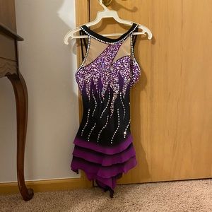 Figure skating outfit